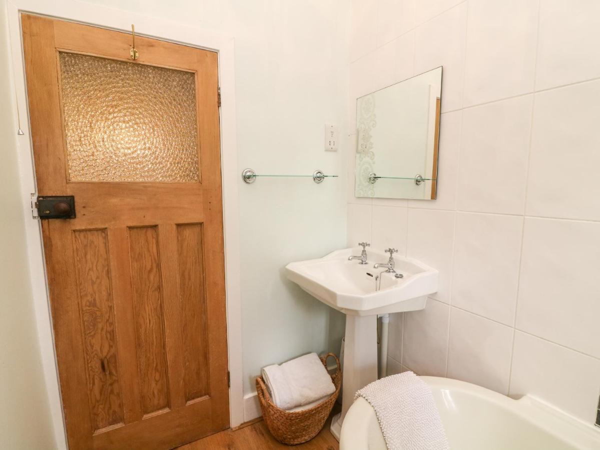 Nutkin Cottage Уиндермер Екстериор снимка